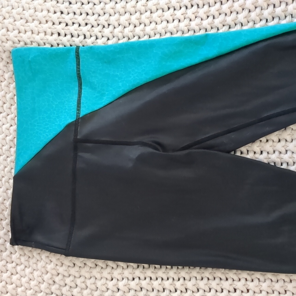 Zyia Active Light & Tight leggings, size 2